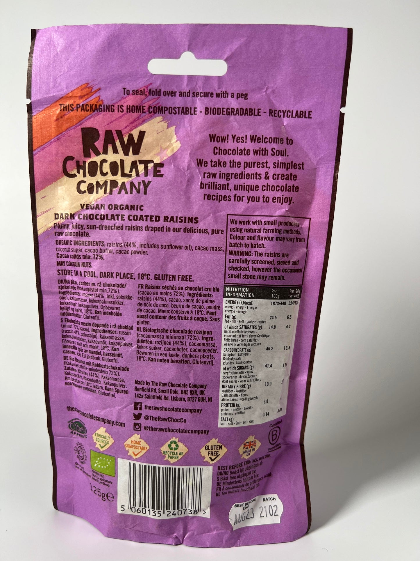 Raw Chocolate Company Organic Chocolate  Raisins 125g Vegan Natural Organic Gluten Free