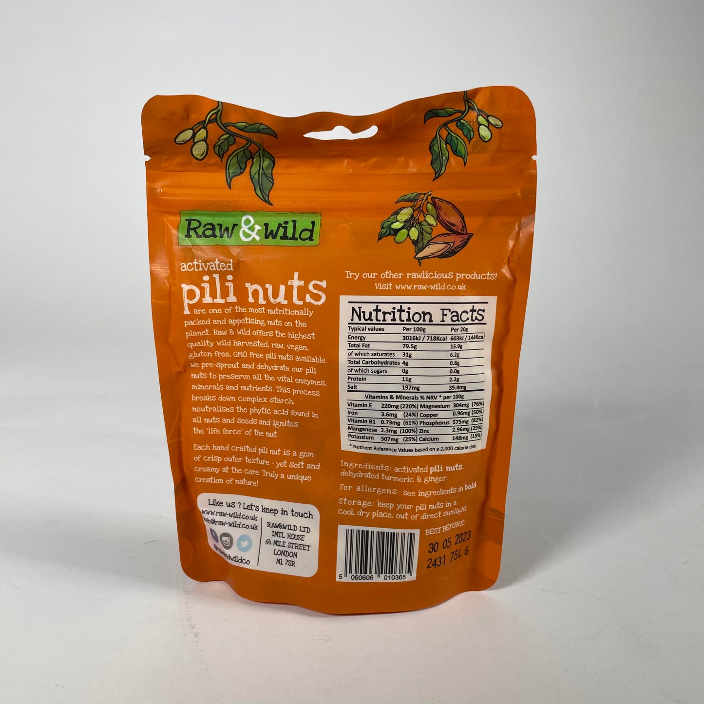 Raw&Wild Activated Pili Nuts - Turmeric & Ginger